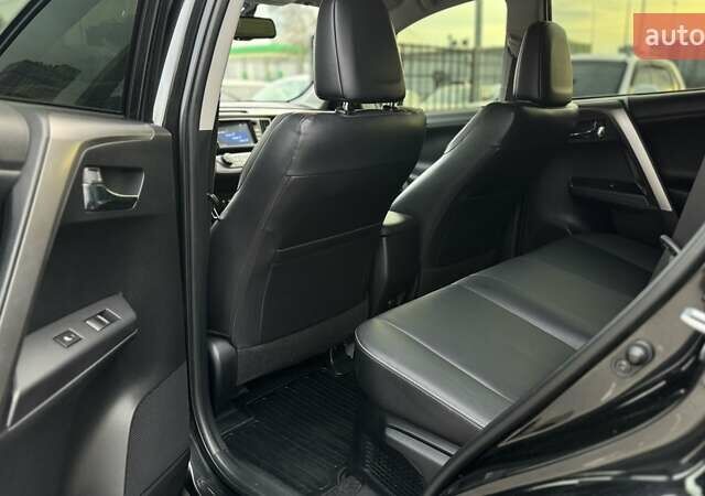 Черный Тойота РАВ 4, объемом двигателя 2.49 л и пробегом 43 тыс. км за 27999 $, фото 17 на Automoto.ua