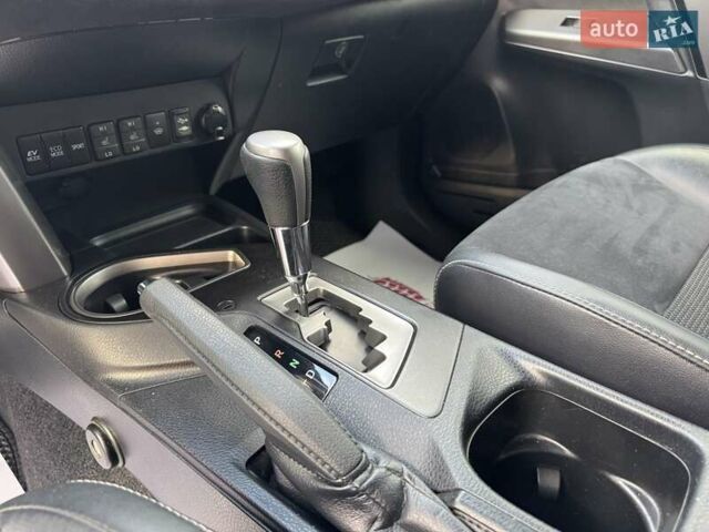 Черный Тойота РАВ 4, объемом двигателя 2.49 л и пробегом 92 тыс. км за 24500 $, фото 12 на Automoto.ua