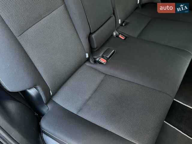 Черный Тойота РАВ 4, объемом двигателя 2.49 л и пробегом 72 тыс. км за 25000 $, фото 13 на Automoto.ua