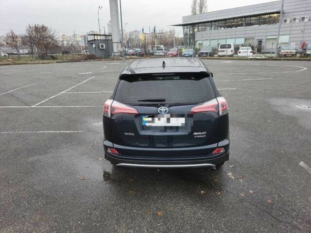 Тойота РАВ 4 2017 в Киеве на Automoto.ua Черный Тойота РАВ 4, объемом двигателя 2.5 л и пробегом 167 тыс. км за 21900 $, фото 12 на Automoto.ua