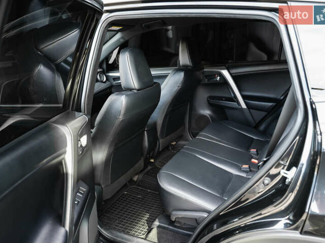 Черный Тойота РАВ 4, объемом двигателя 2.23 л и пробегом 97 тыс. км за 23775 $, фото 16 на Automoto.ua