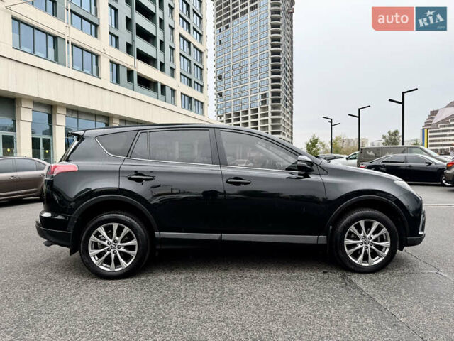 Тойота РАВ 4 2017 в Днепре (Днепропетровске) на Automoto.ua Черный Тойота РАВ 4, объемом двигателя 2.23 л и пробегом 240 тыс. км за 18700 $, фото 14 на Automoto.ua