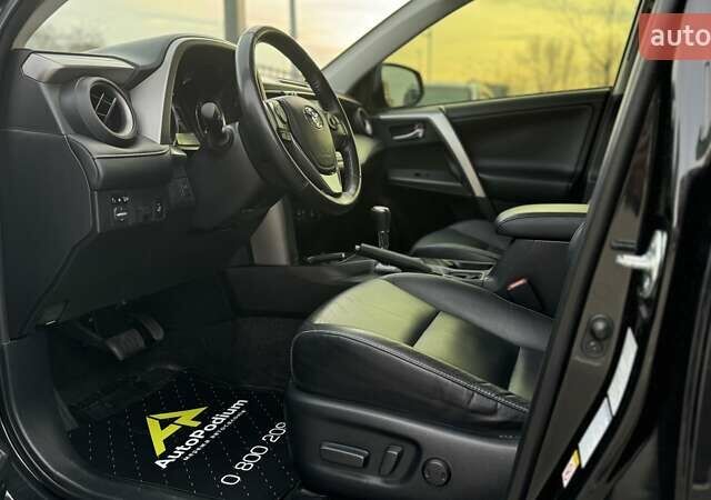 Черный Тойота РАВ 4, объемом двигателя 2.49 л и пробегом 43 тыс. км за 27999 $, фото 14 на Automoto.ua