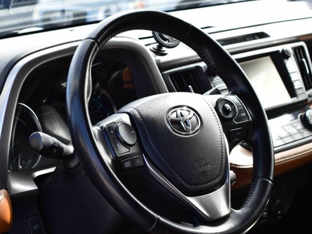 Черный Тойота РАВ 4, объемом двигателя 2.5 л и пробегом 111 тыс. км за 22850 $, фото 6 на Automoto.ua