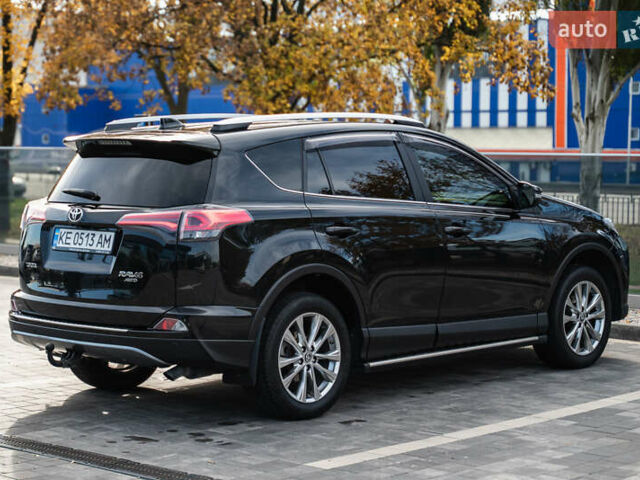 Тойота РАВ 4 2017 в Днепре (Днепропетровске) на Automoto.ua Черный Тойота РАВ 4, объемом двигателя 2.23 л и пробегом 94 тыс. км за 24300 $, фото 8 на Automoto.ua