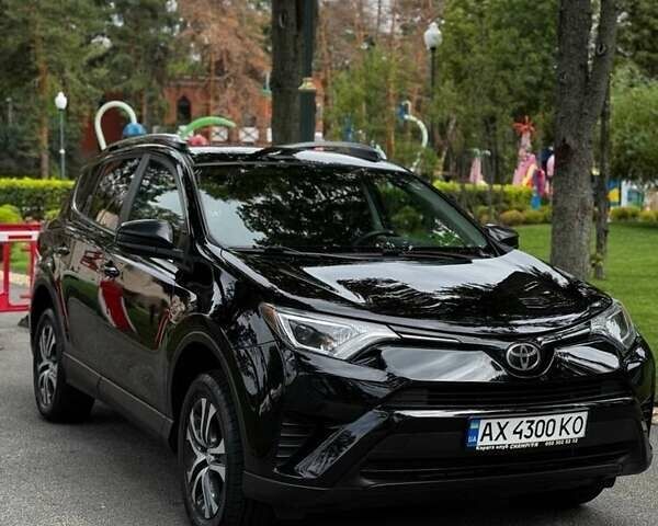 Чорний Тойота РАВ 4, об'ємом двигуна 2.5 л та пробігом 92 тис. км за 18000 $, фото 12 на Automoto.ua