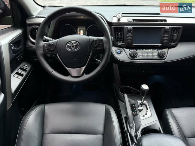 Тойота РАВ 4 2017 в Днепре (Днепропетровске) на Automoto.ua Черный Тойота РАВ 4, объемом двигателя 2.23 л и пробегом 240 тыс. км за 18700 $, фото 64 на Automoto.ua