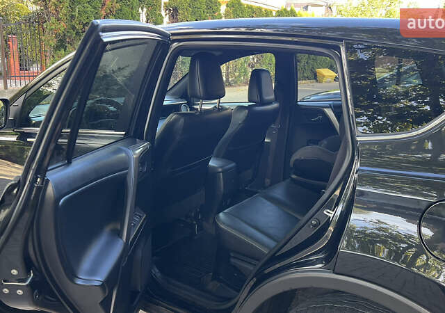 Черный Тойота РАВ 4, объемом двигателя 2.5 л и пробегом 190 тыс. км за 21000 $, фото 18 на Automoto.ua