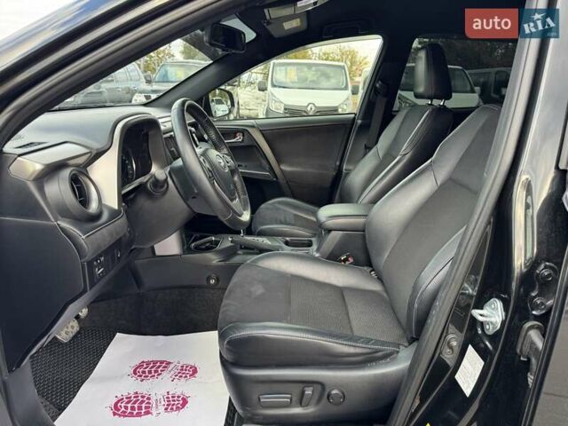 Черный Тойота РАВ 4, объемом двигателя 2.49 л и пробегом 92 тыс. км за 24500 $, фото 13 на Automoto.ua