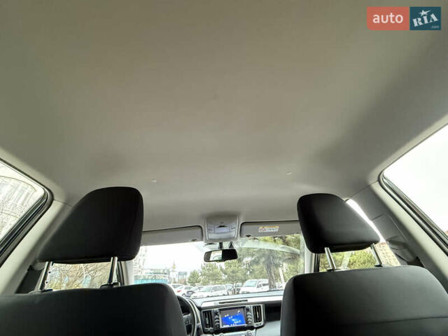 Черный Тойота РАВ 4, объемом двигателя 2.5 л и пробегом 90 тыс. км за 25500 $, фото 27 на Automoto.ua