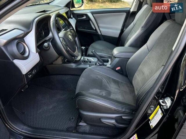 Тойота РАВ 4 2017 в Одессе на Automoto.ua Черный Тойота РАВ 4, объемом двигателя 2.5 л и пробегом 120 тыс. км за 19900 $, фото 10 на Automoto.ua