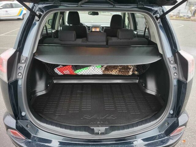 Тойота РАВ 4 2017 в Киеве на Automoto.ua Черный Тойота РАВ 4, объемом двигателя 2.5 л и пробегом 167 тыс. км за 21900 $, фото 21 на Automoto.ua