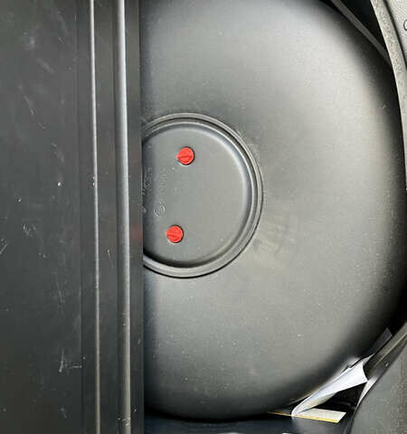 Черный Тойота РАВ 4, объемом двигателя 2.5 л и пробегом 190 тыс. км за 21000 $, фото 23 на Automoto.ua