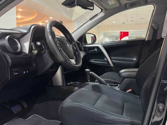 Чорний Тойота РАВ 4, об'ємом двигуна 2.5 л та пробігом 219 тис. км за 22049 $, фото 11 на Automoto.ua