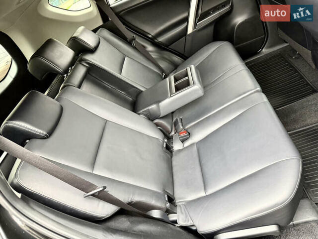 Тойота РАВ 4 2017 в Днепре (Днепропетровске) на Automoto.ua Черный Тойота РАВ 4, объемом двигателя 2.23 л и пробегом 240 тыс. км за 18700 $, фото 47 на Automoto.ua