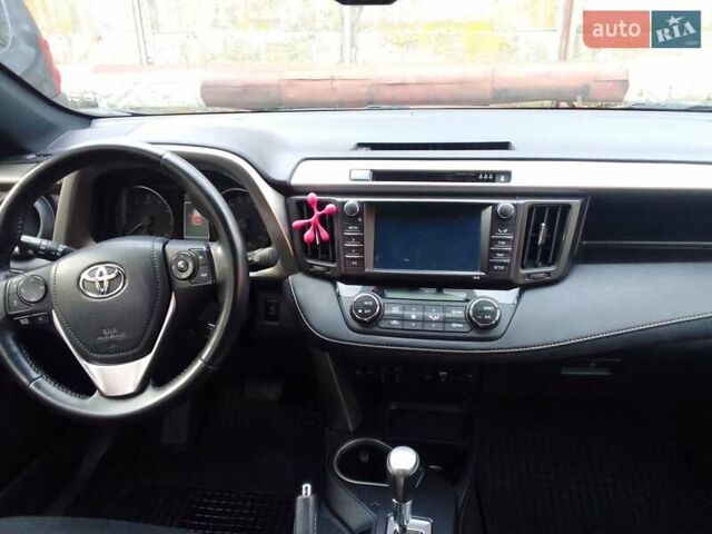 Чорний Тойота РАВ 4, об'ємом двигуна 1.99 л та пробігом 151 тис. км за 20700 $, фото 8 на Automoto.ua