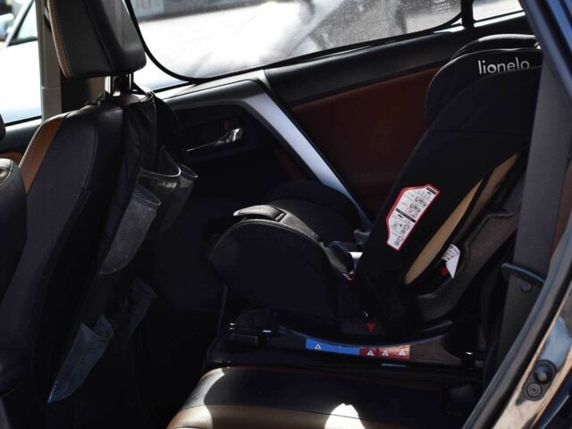 Черный Тойота РАВ 4, объемом двигателя 2.5 л и пробегом 111 тыс. км за 22850 $, фото 17 на Automoto.ua