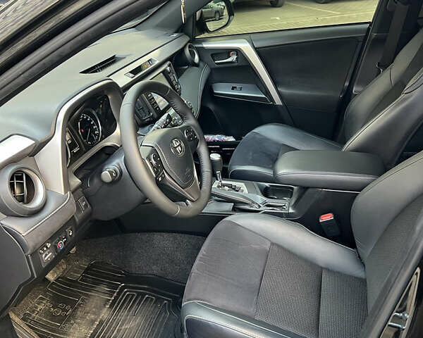 Черный Тойота РАВ 4, объемом двигателя 2.49 л и пробегом 66 тыс. км за 26830 $, фото 23 на Automoto.ua