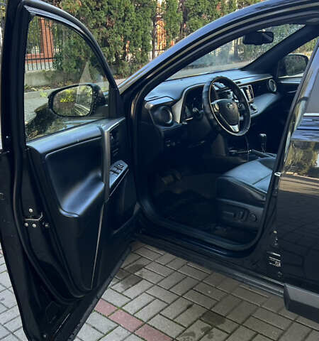 Черный Тойота РАВ 4, объемом двигателя 2.5 л и пробегом 190 тыс. км за 21000 $, фото 5 на Automoto.ua