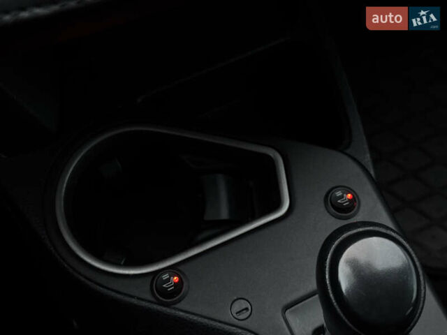 Чорний Тойота РАВ 4, об'ємом двигуна 2.49 л та пробігом 116 тис. км за 19200 $, фото 19 на Automoto.ua