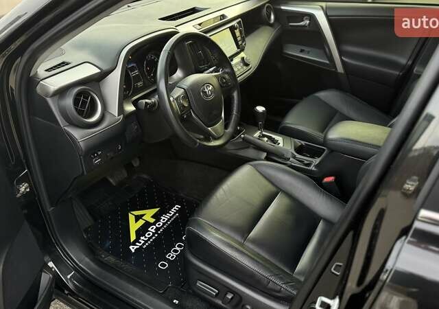 Черный Тойота РАВ 4, объемом двигателя 2.49 л и пробегом 43 тыс. км за 27999 $, фото 15 на Automoto.ua