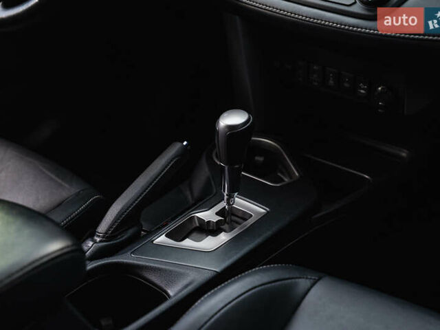 Тойота РАВ 4 2017 в Днепре (Днепропетровске) на Automoto.ua Черный Тойота РАВ 4, объемом двигателя 2.23 л и пробегом 94 тыс. км за 24300 $, фото 46 на Automoto.ua