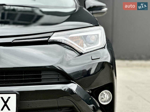 Чорний Тойота РАВ 4, об'ємом двигуна 2.5 л та пробігом 68 тис. км за 24000 $, фото 16 на Automoto.ua