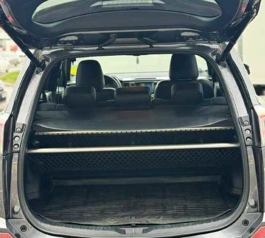 Черный Тойота РАВ 4, объемом двигателя 2.5 л и пробегом 115 тыс. км за 13000 $, фото 8 на Automoto.ua