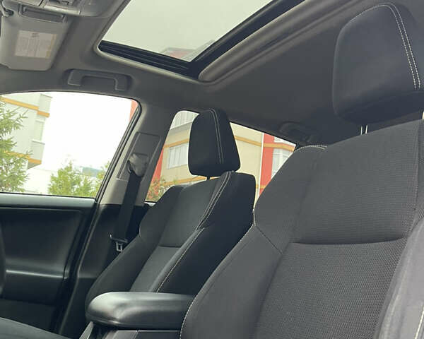 Черный Тойота РАВ 4, объемом двигателя 2.49 л и пробегом 98 тыс. км за 22000 $, фото 14 на Automoto.ua