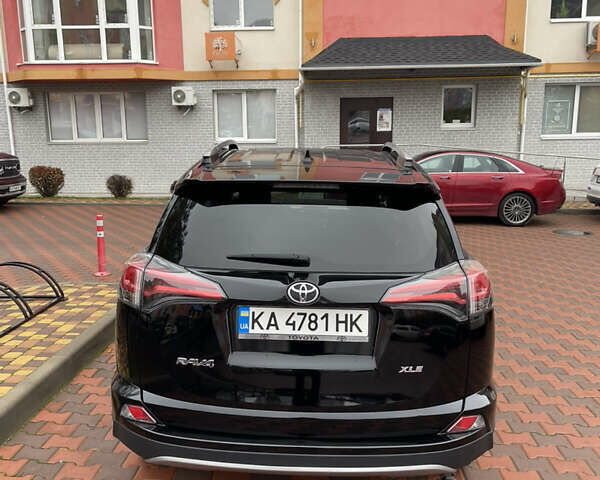 Черный Тойота РАВ 4, объемом двигателя 2.49 л и пробегом 98 тыс. км за 22000 $, фото 4 на Automoto.ua