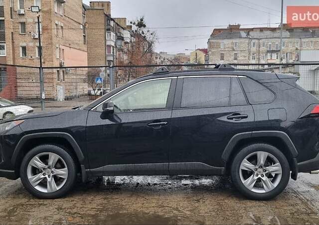 Черный Тойота РАВ 4, объемом двигателя 2.49 л и пробегом 93 тыс. км за 22950 $, фото 3 на Automoto.ua