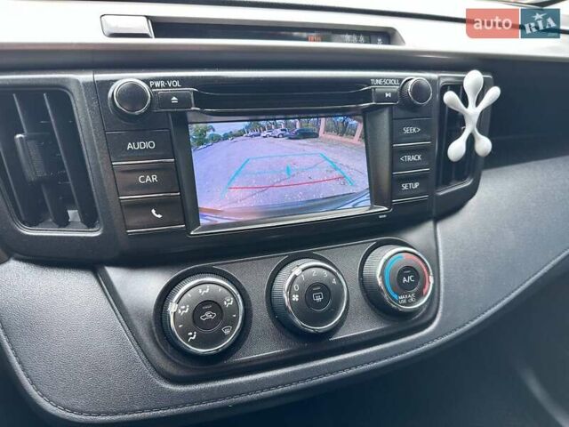 Тойота РАВ 4 2018 в Кропивницком (Кировограде) на Automoto.ua Черный Тойота РАВ 4, объемом двигателя 2.49 л и пробегом 100 тыс. км за 20000 $, фото 9 на Automoto.ua