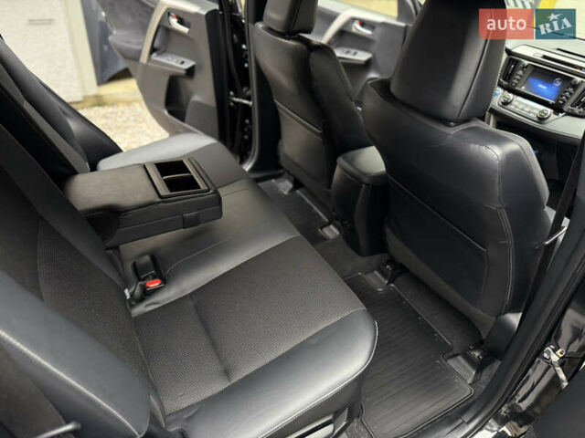 Черный Тойота РАВ 4, объемом двигателя 2.49 л и пробегом 122 тыс. км за 23800 $, фото 35 на Automoto.ua