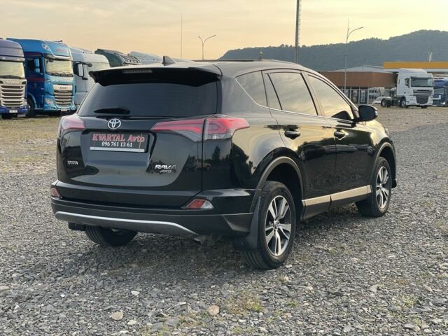 Черный Тойота РАВ 4, объемом двигателя 2 л и пробегом 180 тыс. км за 22700 $, фото 2 на Automoto.ua