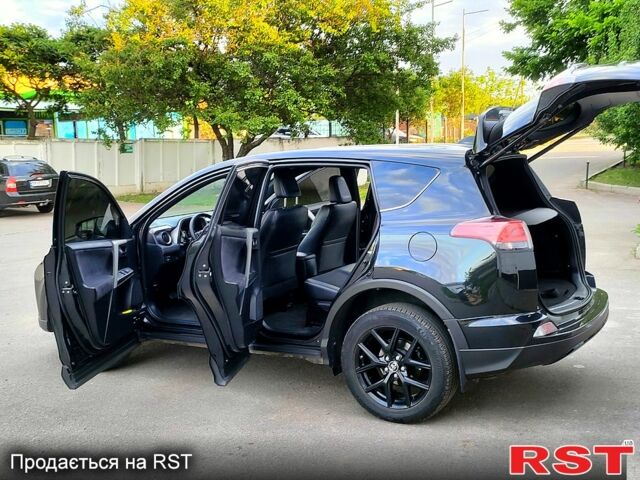 Черный Тойота РАВ 4, объемом двигателя 2.5 л и пробегом 130 тыс. км за 22500 $, фото 8 на Automoto.ua