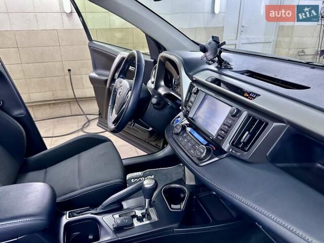 Чорний Тойота РАВ 4, об'ємом двигуна 2.49 л та пробігом 123 тис. км за 24999 $, фото 23 на Automoto.ua