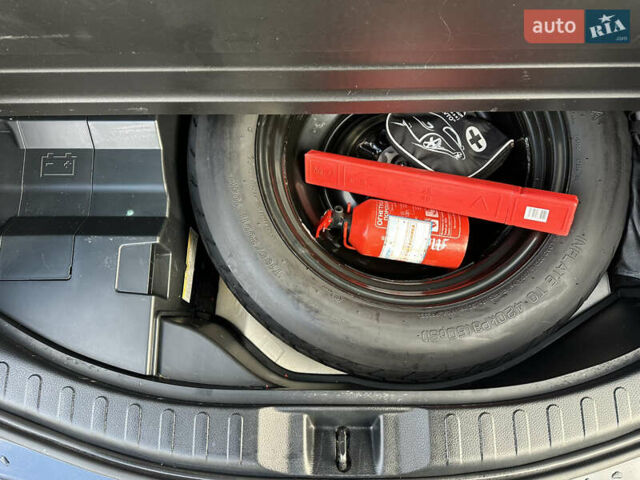 Чорний Тойота РАВ 4, об'ємом двигуна 2.5 л та пробігом 68 тис. км за 24000 $, фото 25 на Automoto.ua