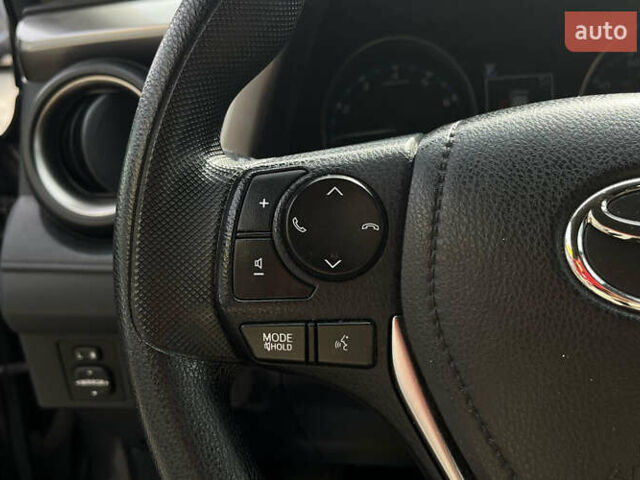 Чорний Тойота РАВ 4, об'ємом двигуна 2.49 л та пробігом 48 тис. км за 19100 $, фото 21 на Automoto.ua