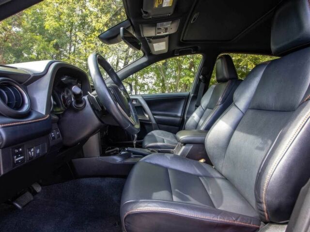 Черный Тойота РАВ 4, объемом двигателя 2.5 л и пробегом 41 тыс. км за 12000 $, фото 10 на Automoto.ua