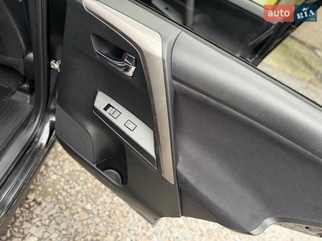 Черный Тойота РАВ 4, объемом двигателя 2.49 л и пробегом 122 тыс. км за 23800 $, фото 37 на Automoto.ua