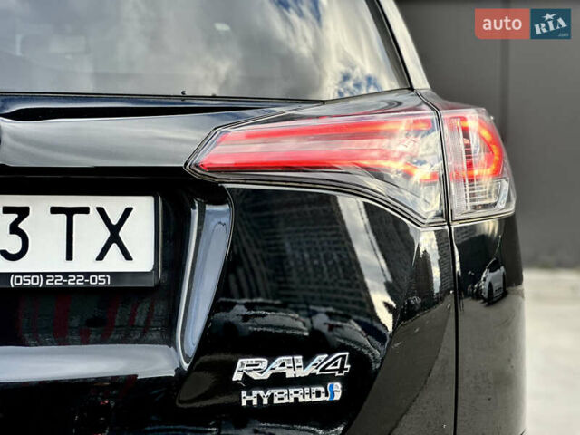 Чорний Тойота РАВ 4, об'ємом двигуна 2.5 л та пробігом 68 тис. км за 24000 $, фото 22 на Automoto.ua