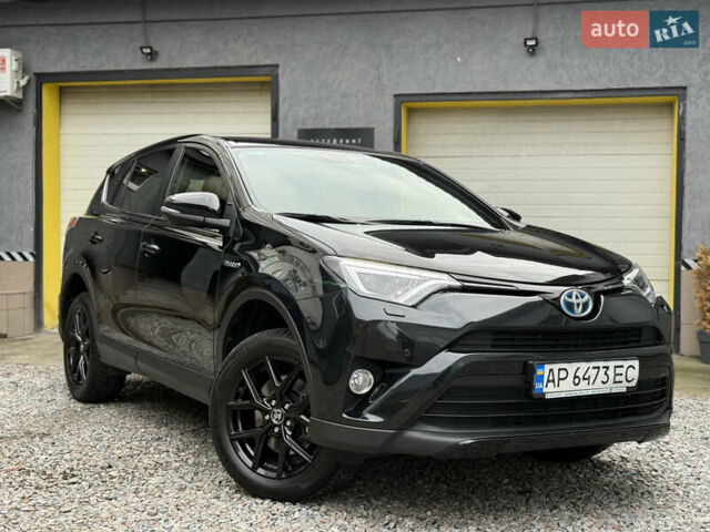 Черный Тойота РАВ 4, объемом двигателя 2.49 л и пробегом 122 тыс. км за 23800 $, фото 1 на Automoto.ua