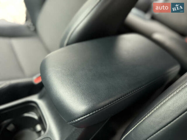 Черный Тойота РАВ 4, объемом двигателя 2.49 л и пробегом 122 тыс. км за 23800 $, фото 24 на Automoto.ua