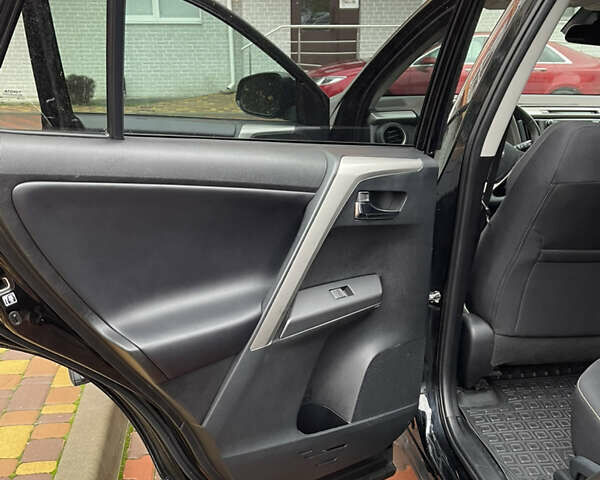 Черный Тойота РАВ 4, объемом двигателя 2.49 л и пробегом 98 тыс. км за 22000 $, фото 36 на Automoto.ua