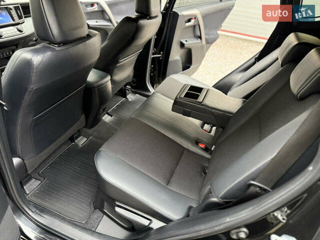 Черный Тойота РАВ 4, объемом двигателя 2.49 л и пробегом 122 тыс. км за 23800 $, фото 27 на Automoto.ua