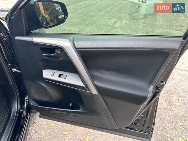 Тойота РАВ 4 2018 в Кропивницком (Кировограде) на Automoto.ua Черный Тойота РАВ 4, объемом двигателя 2.49 л и пробегом 100 тыс. км за 20000 $, фото 23 на Automoto.ua