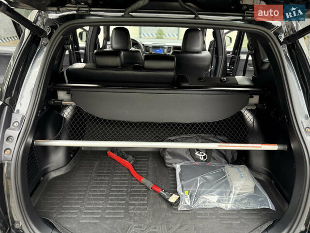 Черный Тойота РАВ 4, объемом двигателя 2.49 л и пробегом 122 тыс. км за 23800 $, фото 33 на Automoto.ua