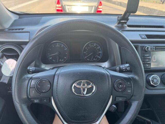 Чорний Тойота РАВ 4, об'ємом двигуна 2.5 л та пробігом 103 тис. км за 17500 $, фото 5 на Automoto.ua