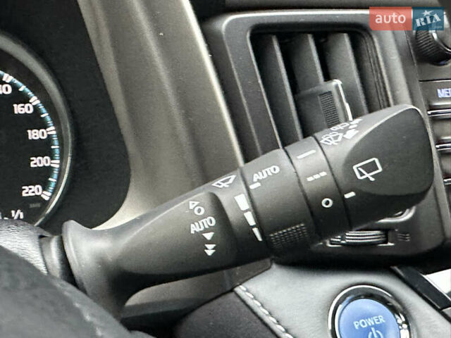 Чорний Тойота РАВ 4, об'ємом двигуна 2.5 л та пробігом 68 тис. км за 24000 $, фото 38 на Automoto.ua