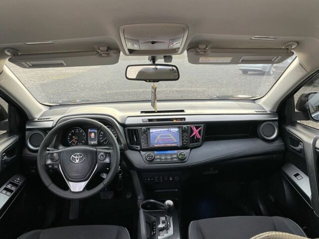 Черный Тойота РАВ 4, объемом двигателя 2 л и пробегом 180 тыс. км за 22700 $, фото 6 на Automoto.ua